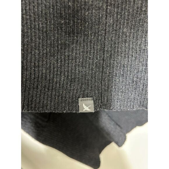 Eddie Bauer Two-Tone Zip-Up Hoodie with Red Stripe Detail Grey & Black Knit M - Picture 9 of 10